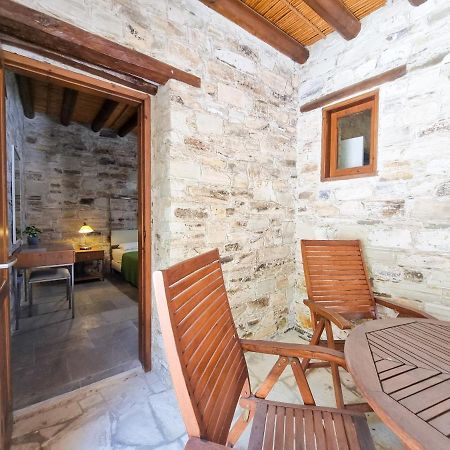 Skarinou'S Landhouse Poolside Heaven Apartment Екстер'єр фото